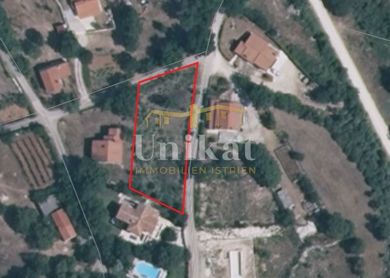 Terreno TINJAN, 110.000 €